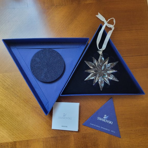 Swarovski Christmas Ornament 2011 Limited Edition - Picture 1 of 5